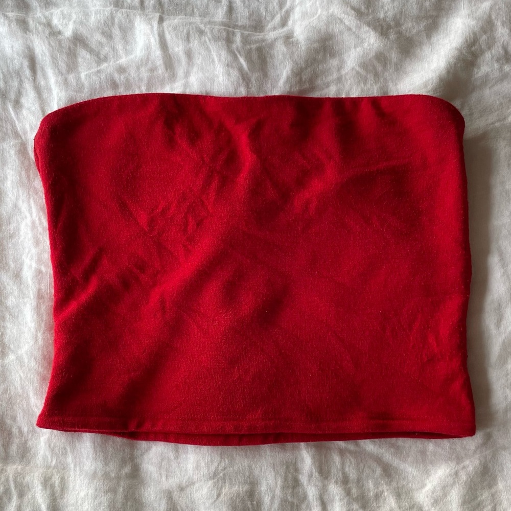 Aritzia Red Crop Top